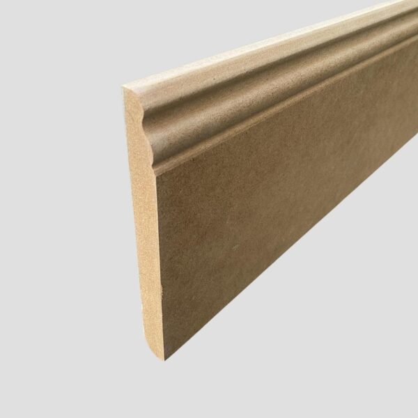 plinthe moulurée mdf