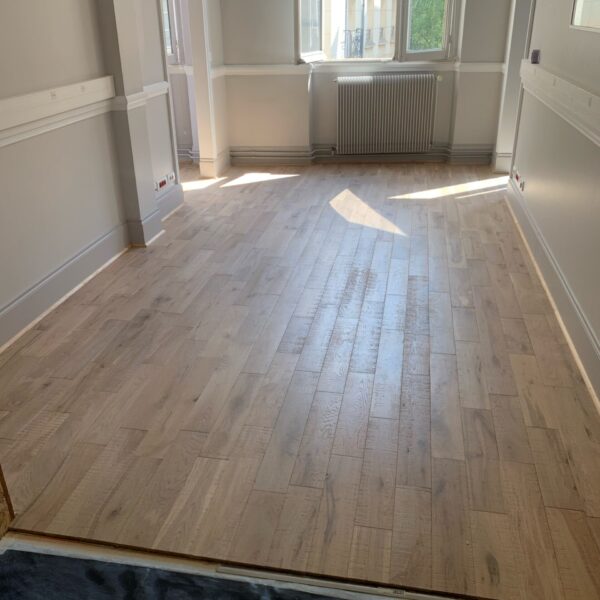 parquet chene brut de sciage a l'académie du climat Paris